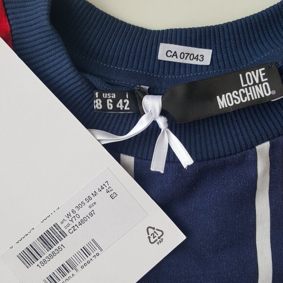 Love Moschino Union Jack Sweatshirt  (US^6) - Picture 3 of 8